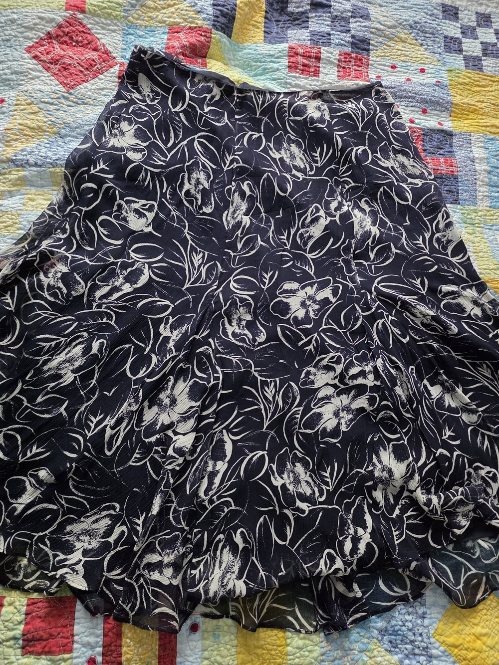 Lauren Ralph Lauren Navy and White Floral Circle Skirt
